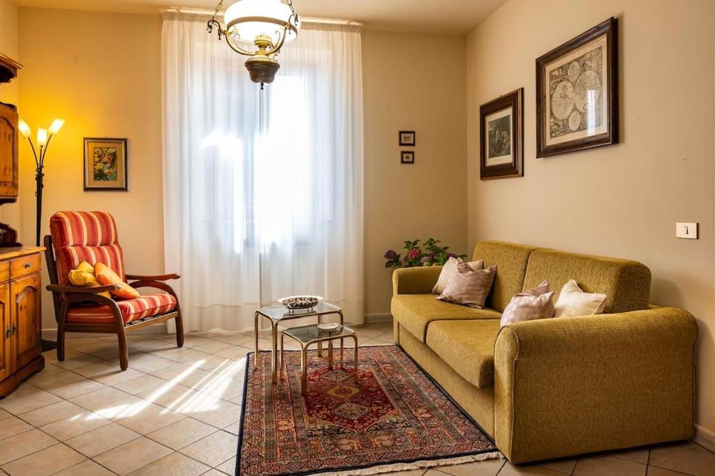 Casa Vacanze Santa Maria Certaldo Extérieur photo