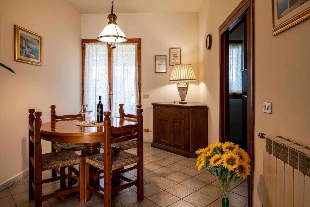 Casa Vacanze Santa Maria Certaldo Extérieur photo