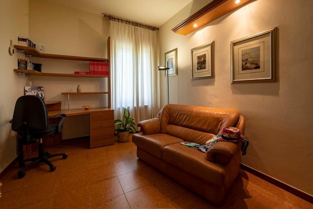 Casa Vacanze Santa Maria Certaldo Extérieur photo